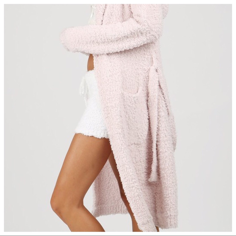 LAST 🔘 Baby Loves Pink! Berber Bath Robe - Picture 4 of 5